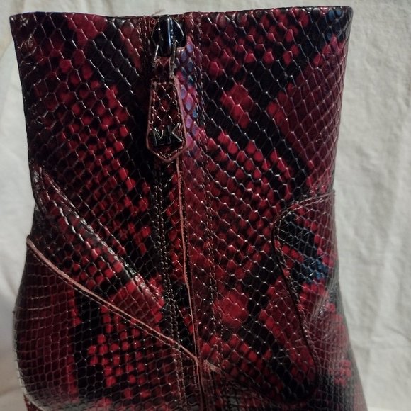 🌎 Michael Kors || 3.5" Marcella Leather Ankle Boot - Picture 9 of 15